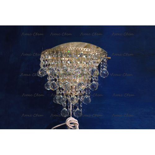 Бра Пирамида №2 в Саратове Гусь Хрустальный